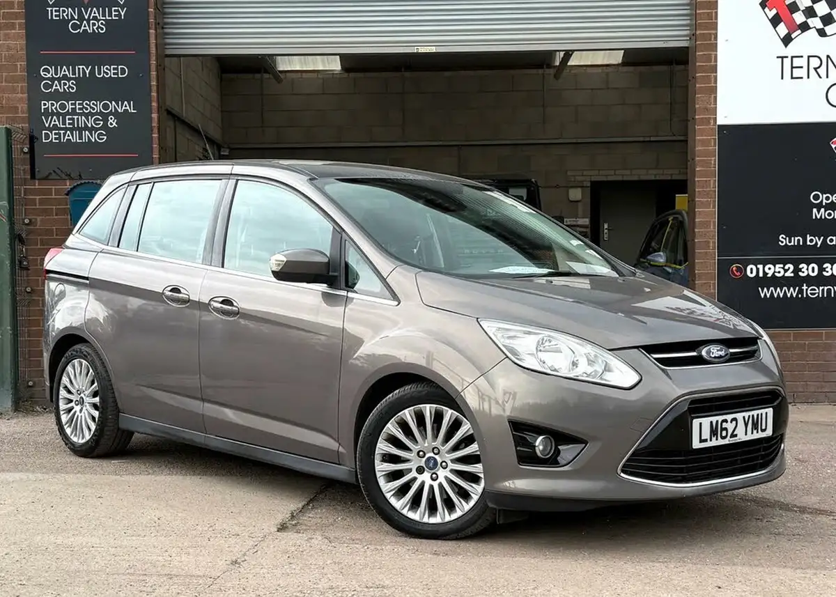 2012-ford-grand-c-max-20tdci-titanium-140ps-7seats-powershift-big-12
