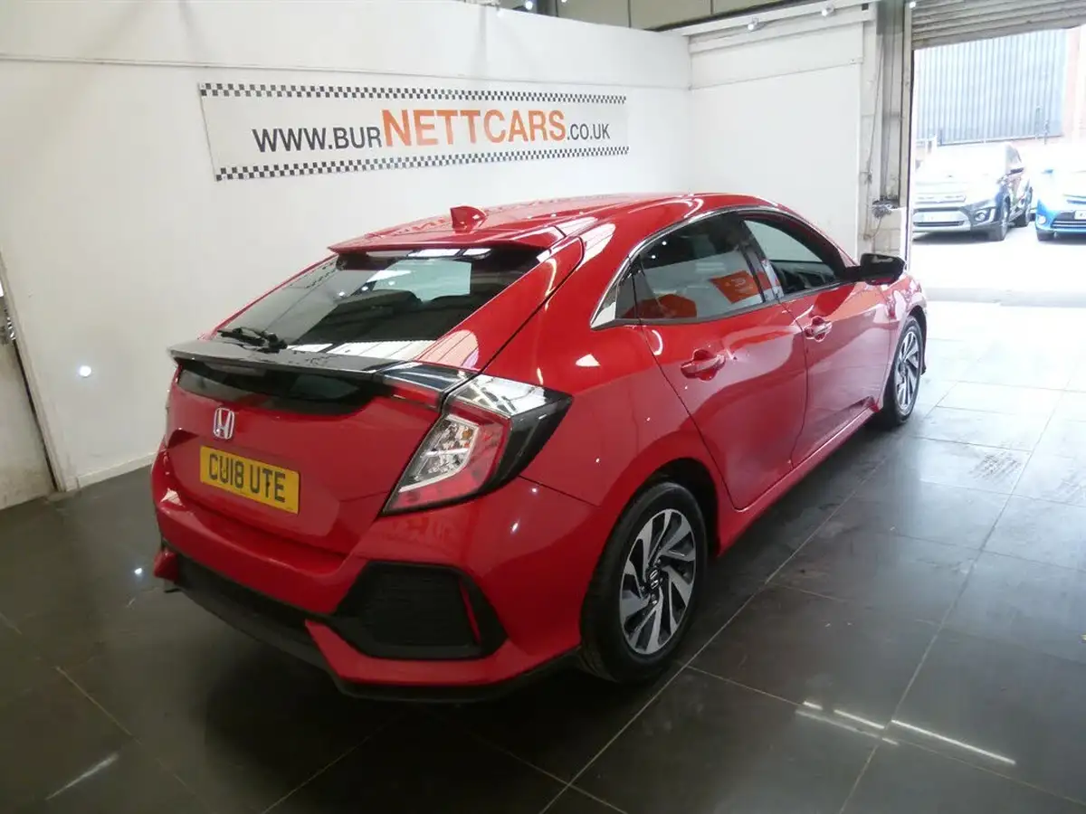 2018-honda-civic-10-vtec-turbo-se-129ps-hatchback-5d-big-7