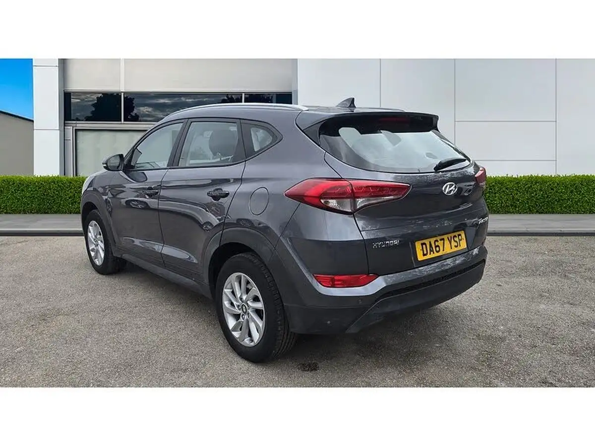2017-hyundai-tucson-16-gdi-blue-drive-se-nav-big-2
