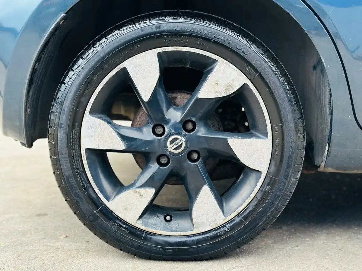2012-nissan-note-14-n-tec-big-60