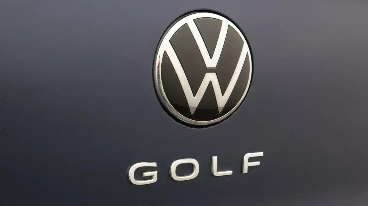 2021-volkswagen-golf-15-etsi-style-150ps-hatchback-big-21