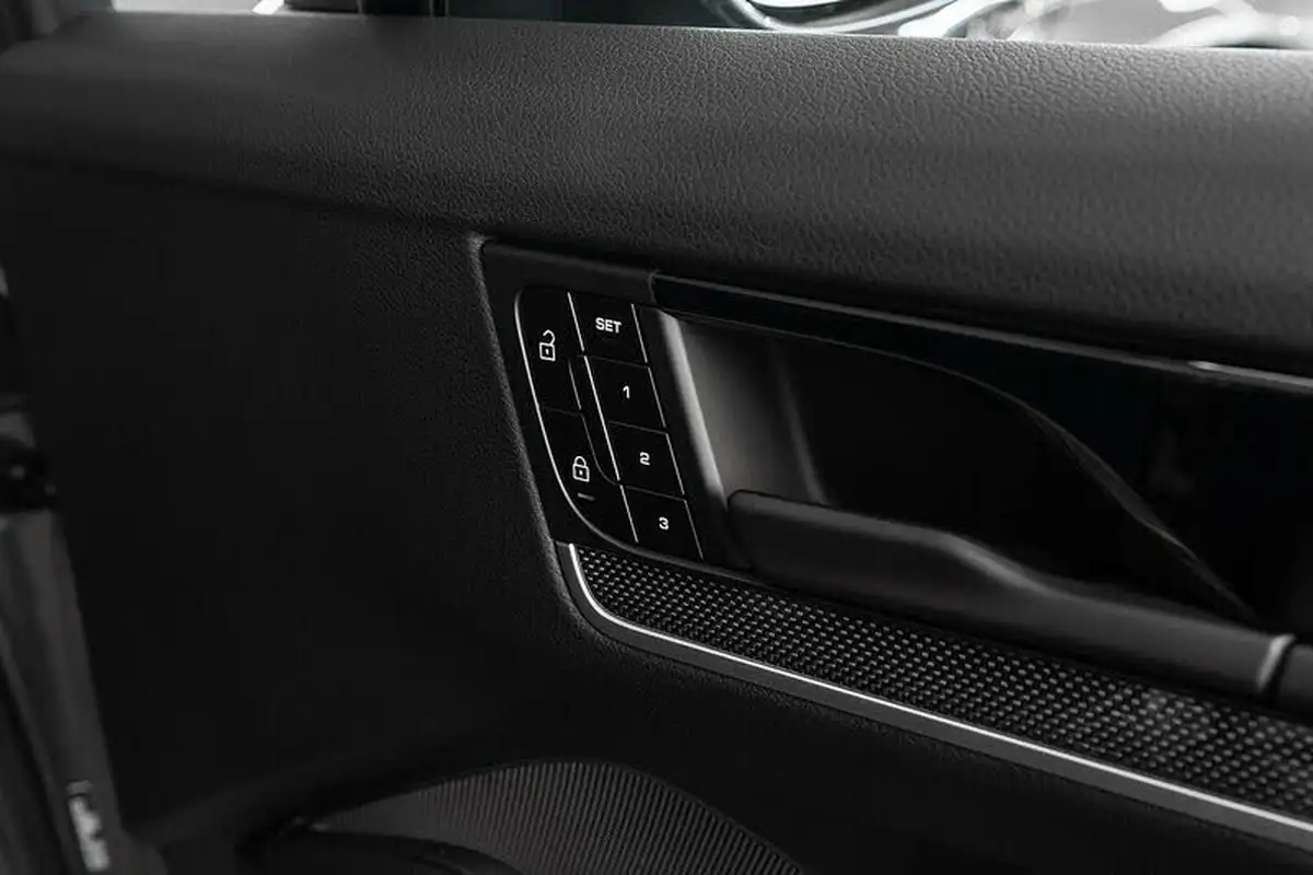 2024-porsche-cayenne-30-v6-s-e-hybrid-station-wagon-big-18