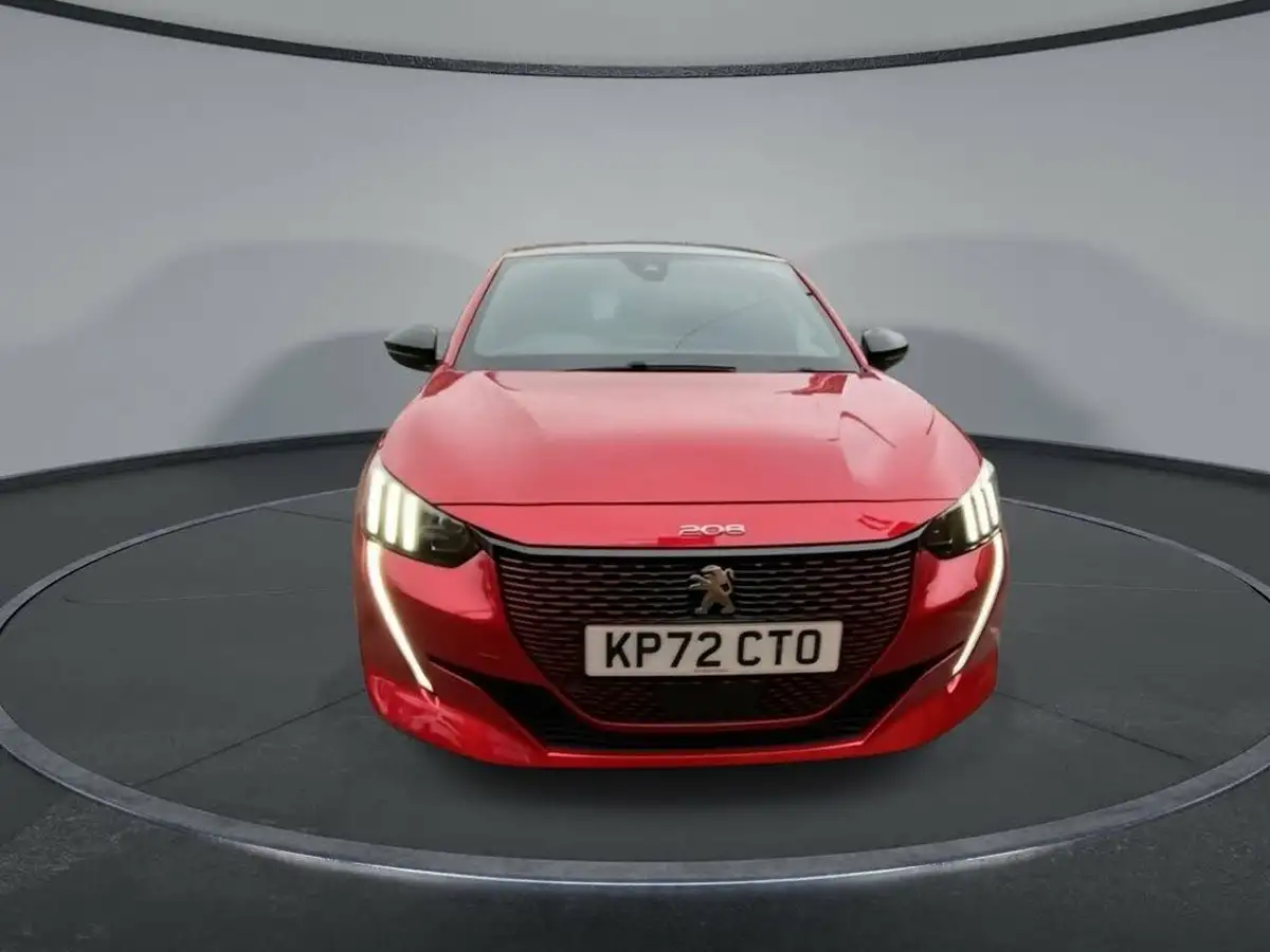 2022-peugeot-208-e-gt-136ps-50kwh-big-3