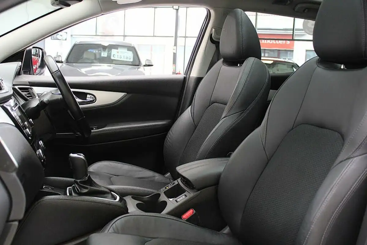 2019-nissan-qashqai-13-dig-t-tekna-160ps-dct-big-16