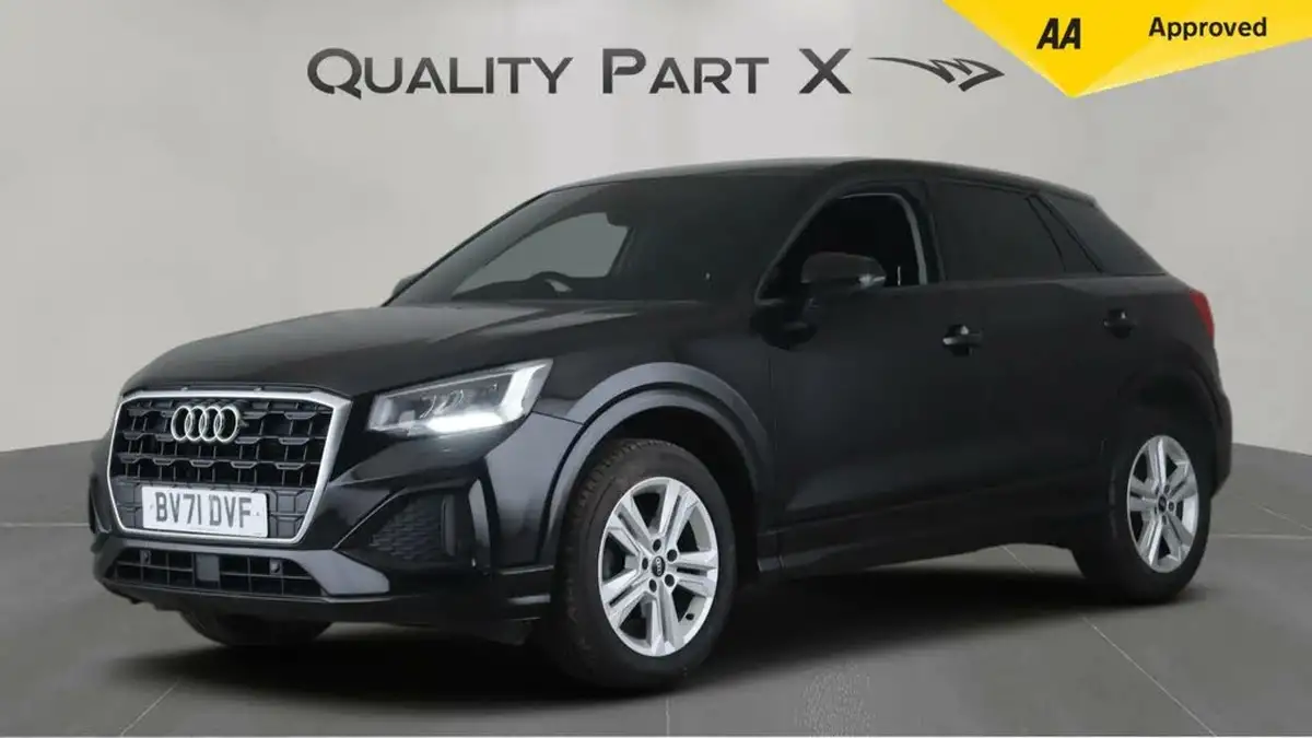 2021-audi-q2-10-30-tfsi-sport-big-2