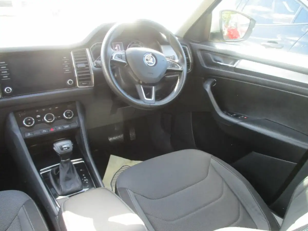 2018-skoda-kodiaq-20tdi-se-technology-4x4-5-seatsss-dsg-big-2