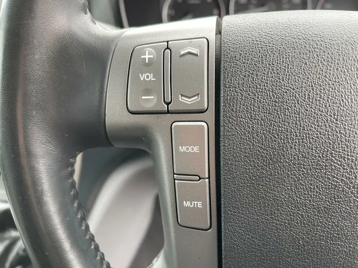 2019-hyundai-i800-25crdi-se-nav-136ps-big-25