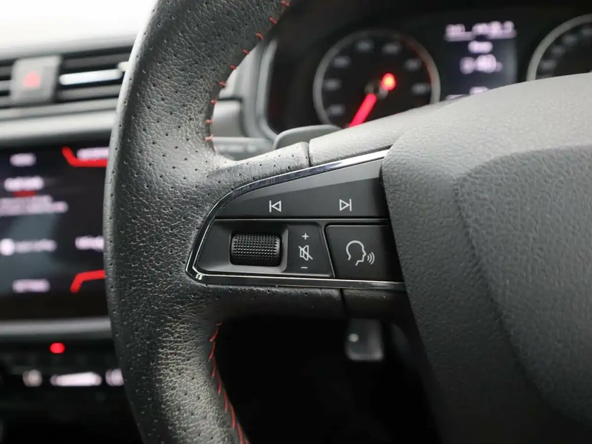 2019-seat-arona-10-tsi-fr-ss-dsg-big-20