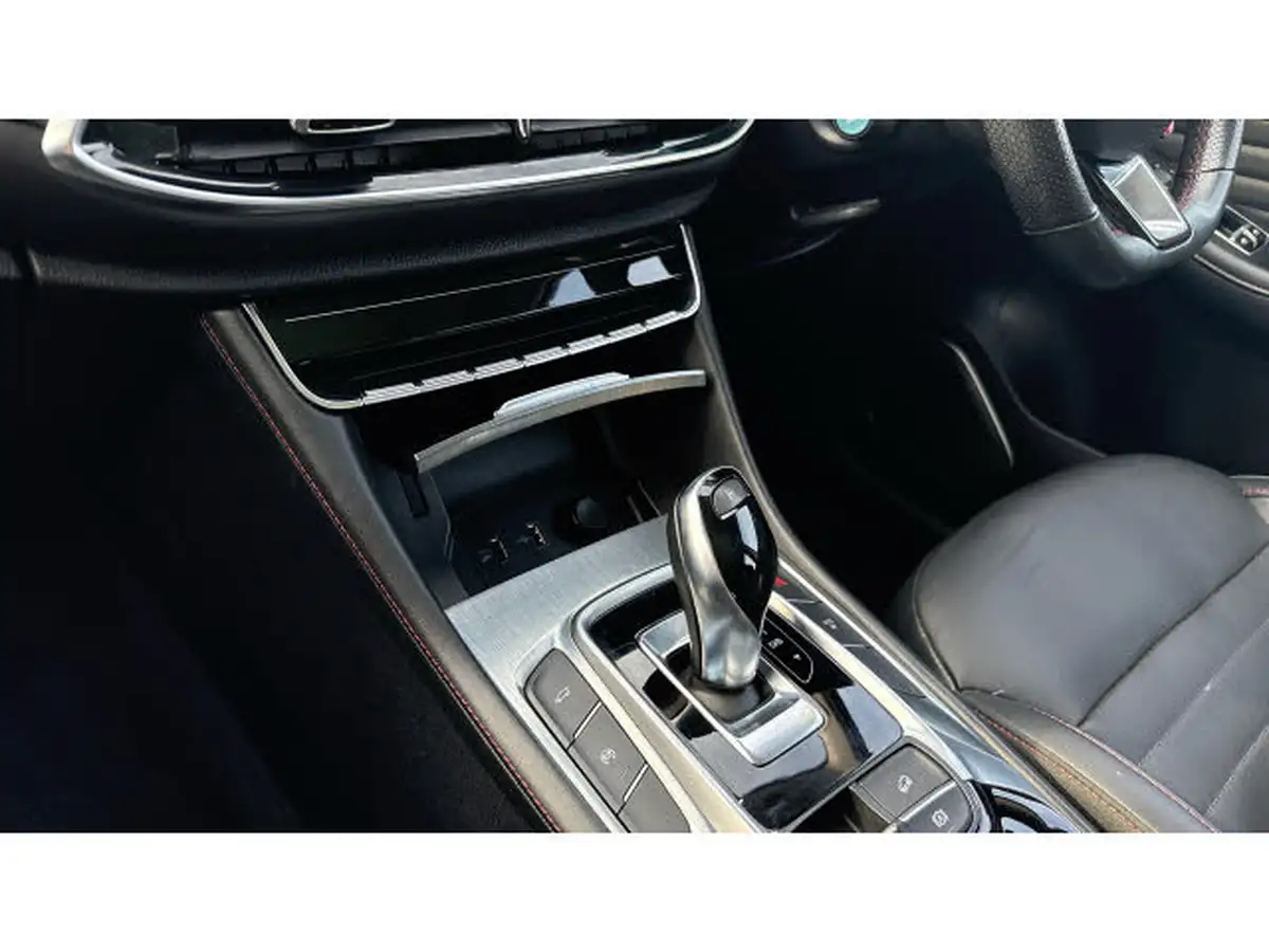 2022-mg-hs-15t-gdi-exclusive-162ps-dct-big-12