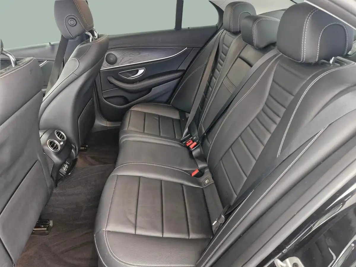 2019-mercedes-benz-e-class-20d-e220d-amg-line-edition-saloon-4d-big-14