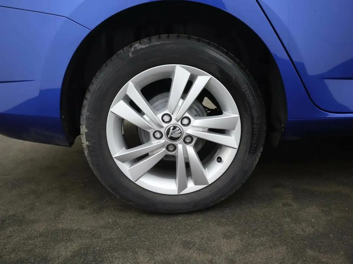 2020-skoda-fabia-10-tsi-se-95ps-estate-big-5