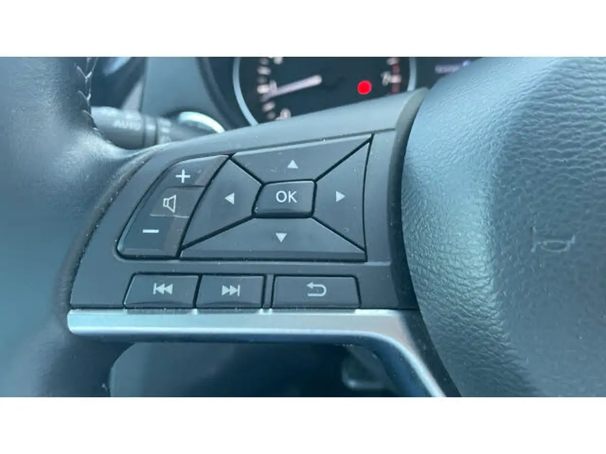 2017-nissan-qashqai-12-dig-t-tekna-big-22