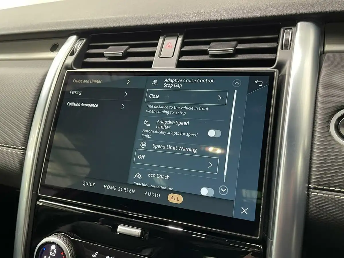 2021-land-rover-discovery-30-d300-r-dynamic-hse-big-19