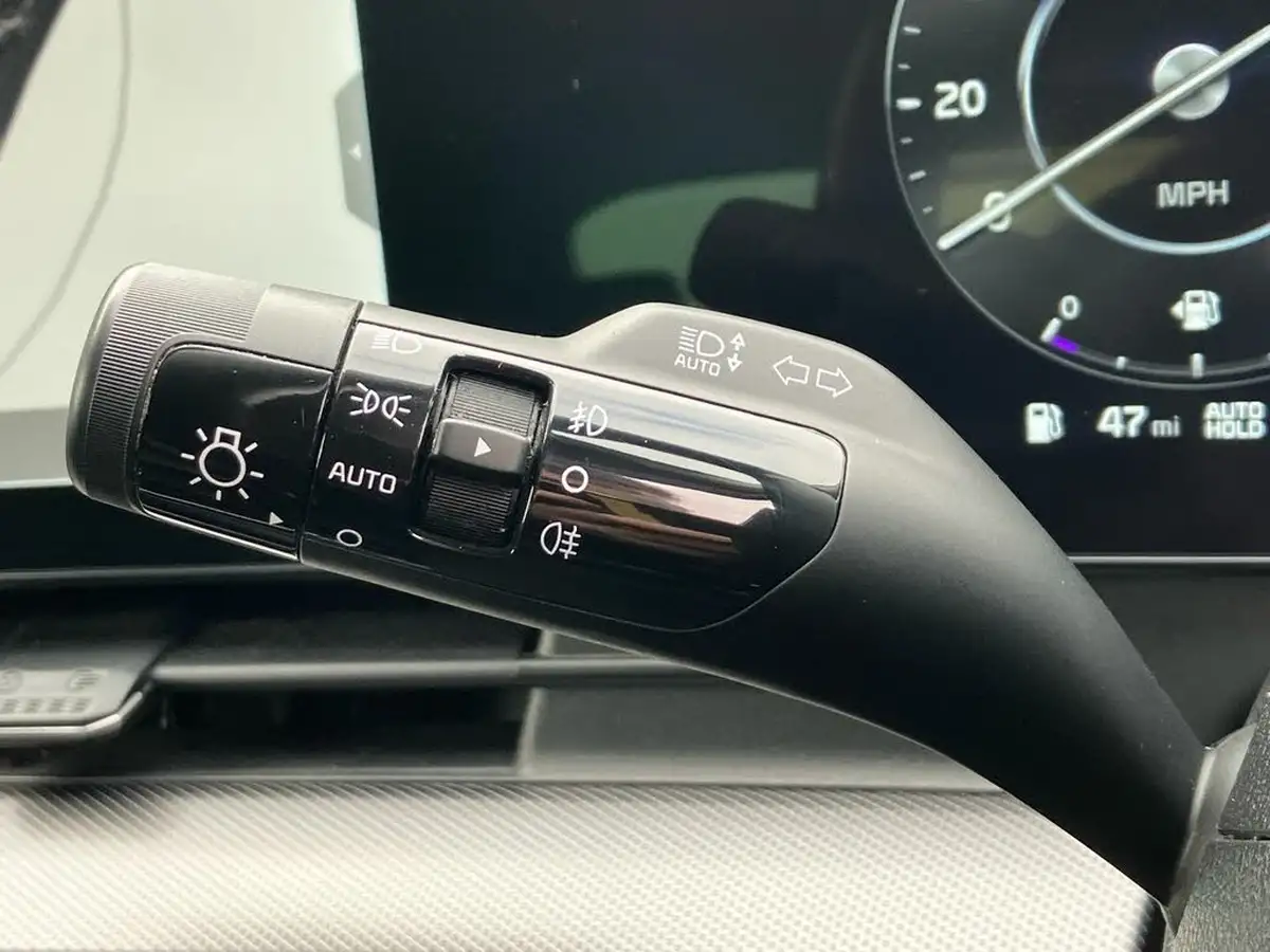 2022-kia-sportage-16-t-gdi-launch-edition-big-35