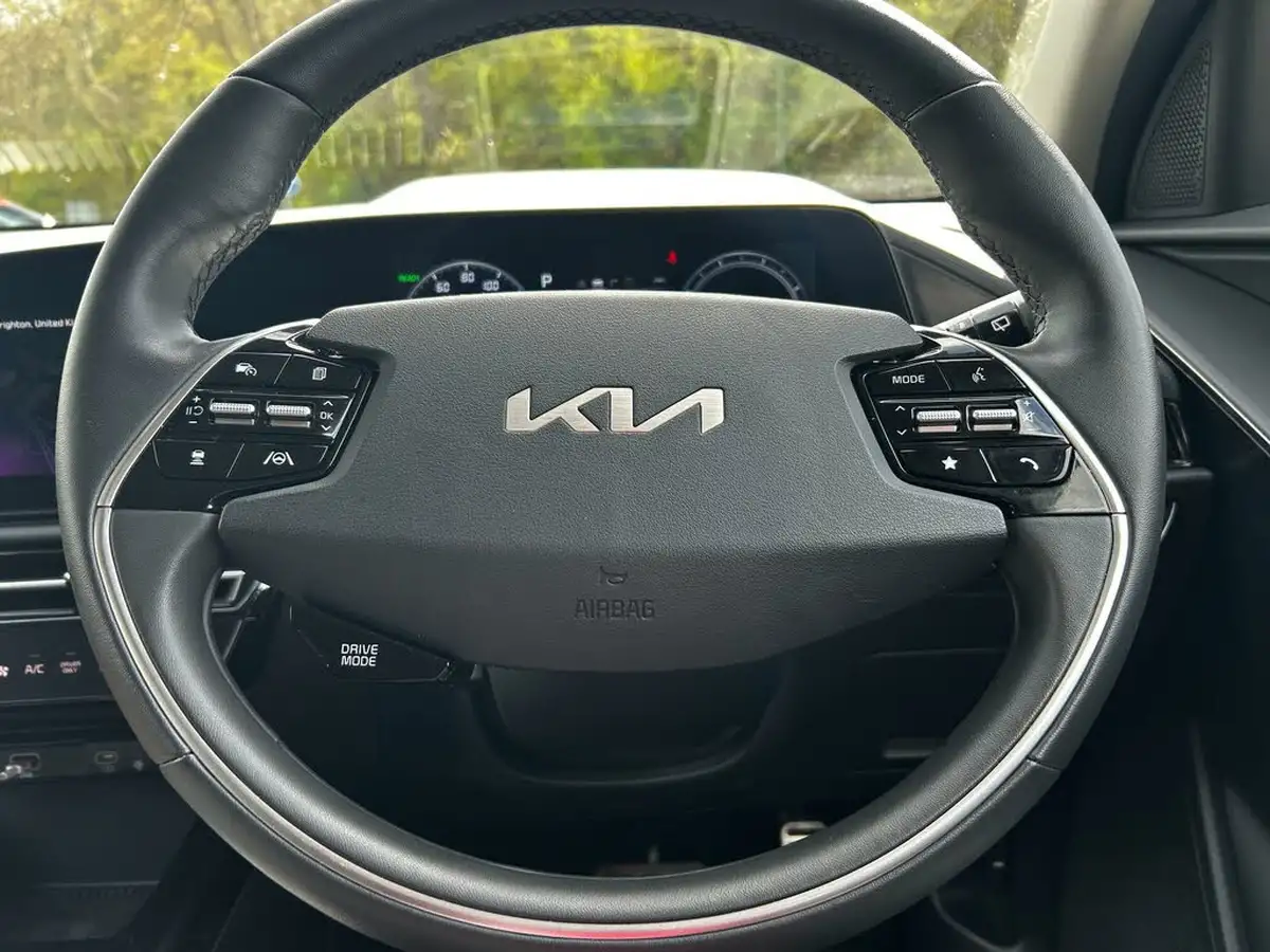 2024-kia-niro-ev-e-4-heat-pump-big-8