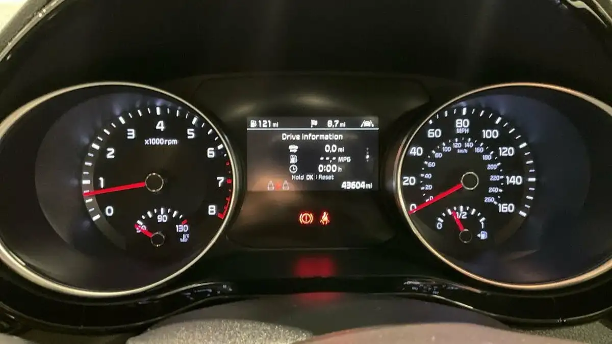 2021-kia-xceed-15-t-gdi-3-big-9