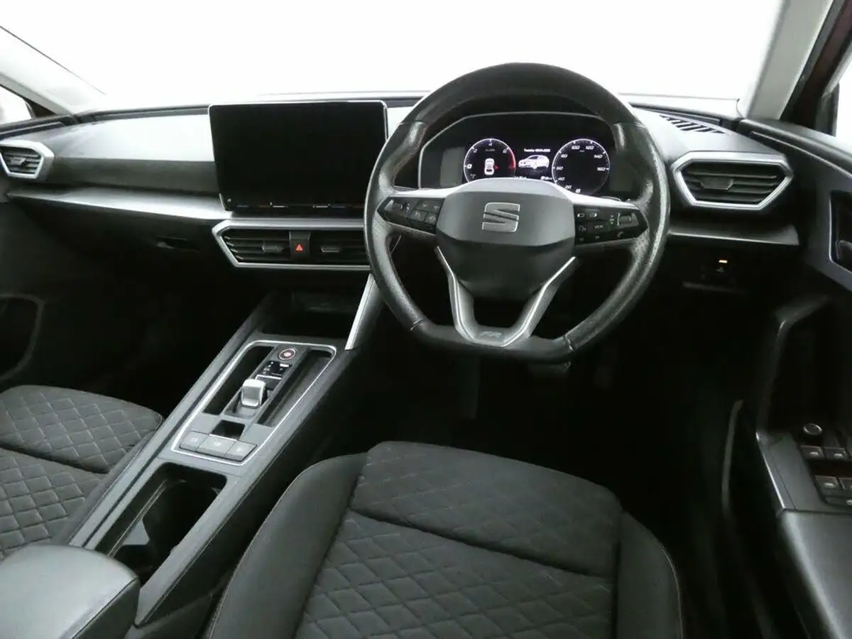 2021-seat-leon-14-e-hybrid-fr-hatchback-big-16