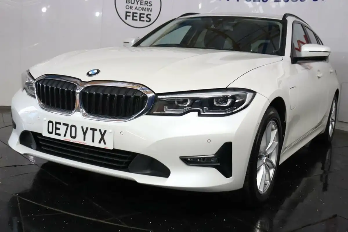 2021-bmw-3-series-20-330e-se-pro-touring-5d-big-11