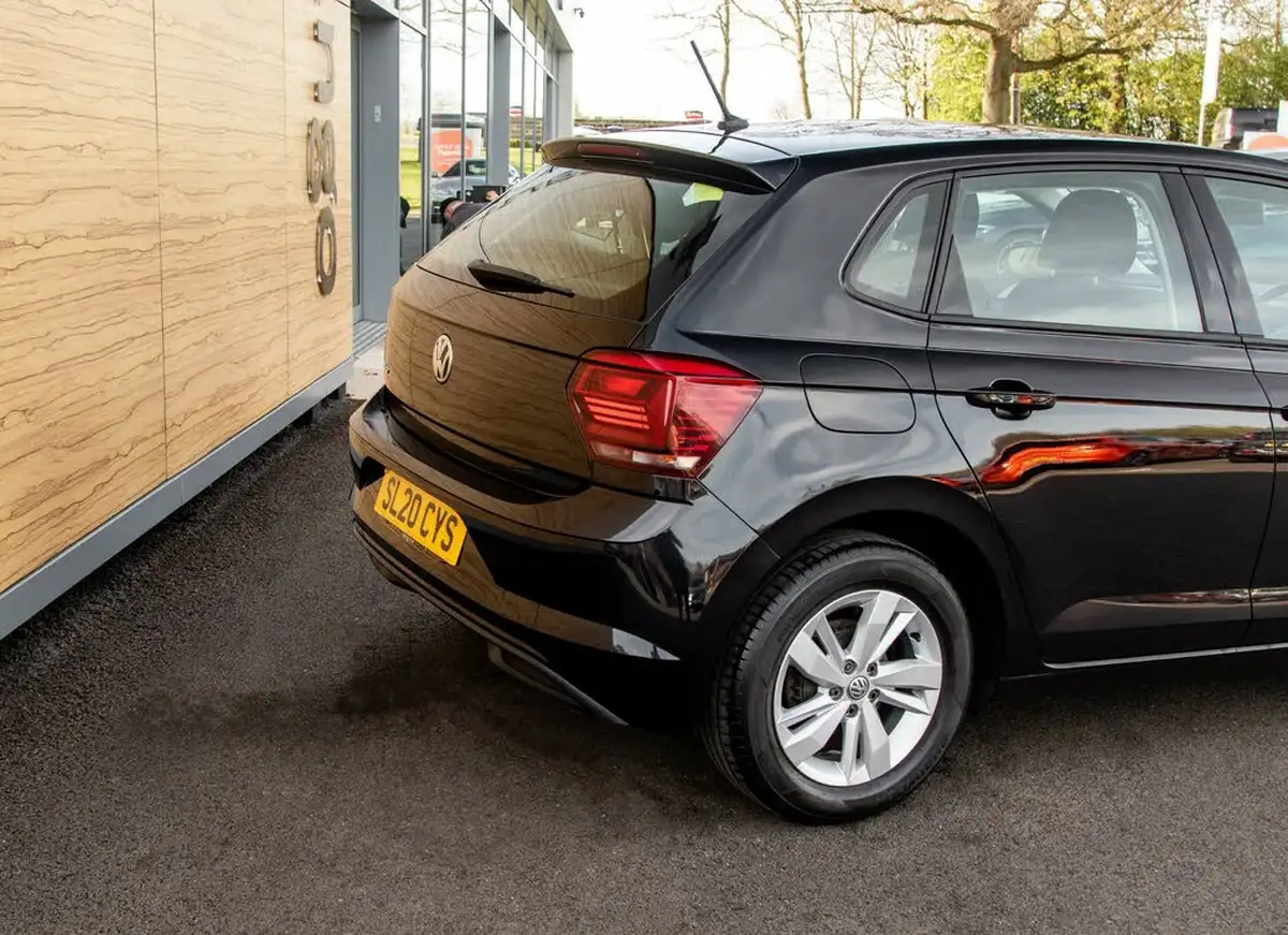 2020-volkswagen-polo-10-se-80ps-big-8