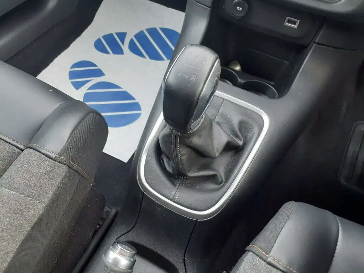 2021-citroen-c3-12-puretech-shine-plus-83ps-big-14
