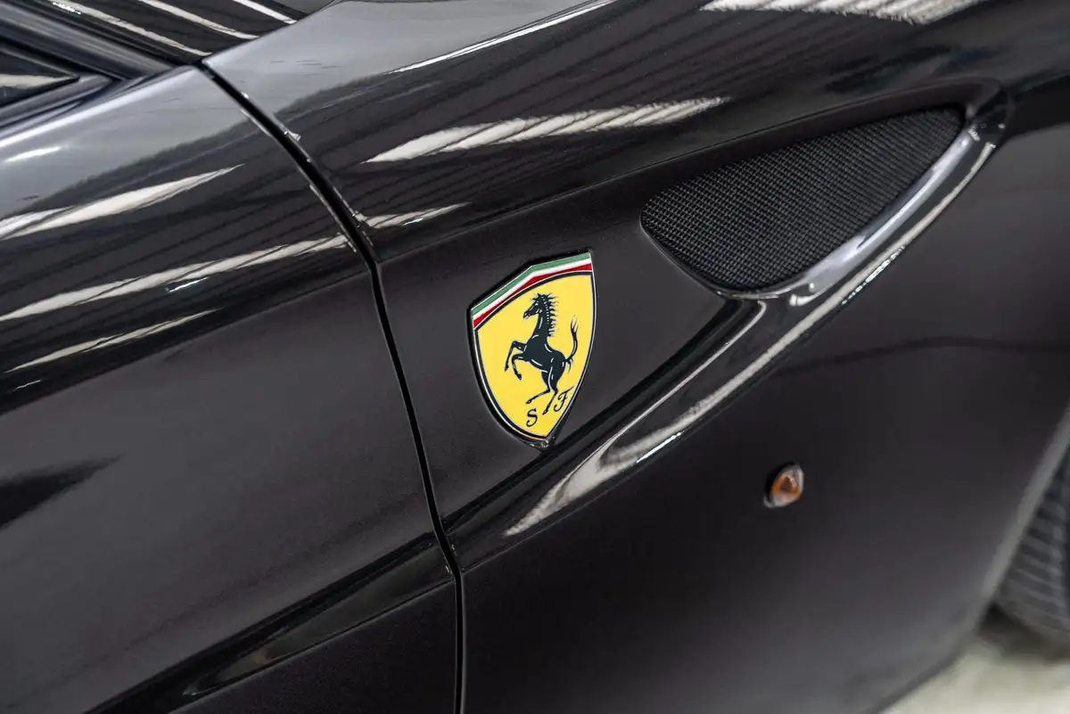 2012-ferrari-ff-63-big-26
