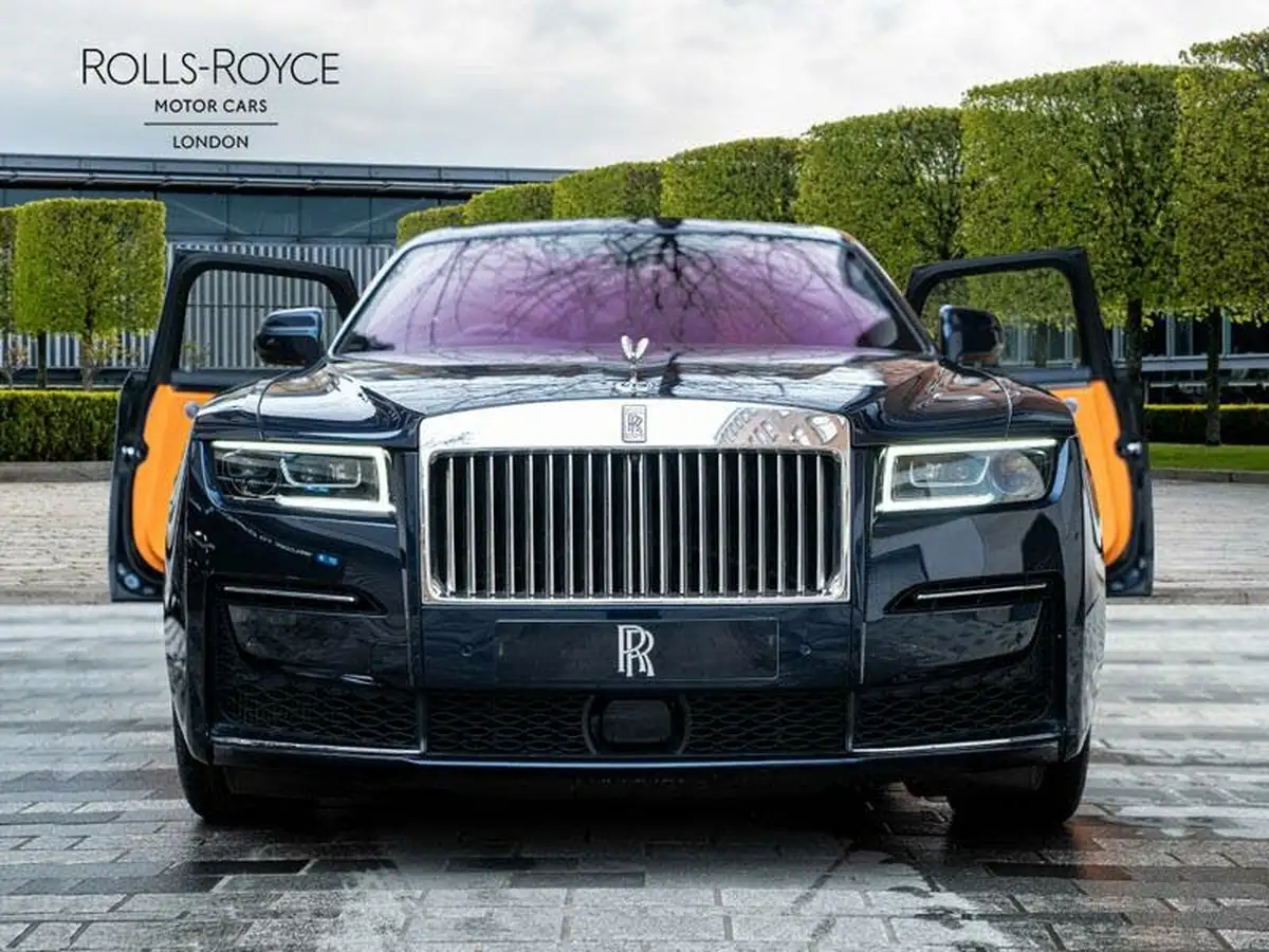 2021-rolls-royce-ghost-675-big-7