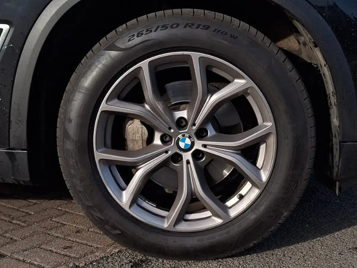 2020-bmw-x5-30td-xdrive-30d-xline-261bhp-big-13