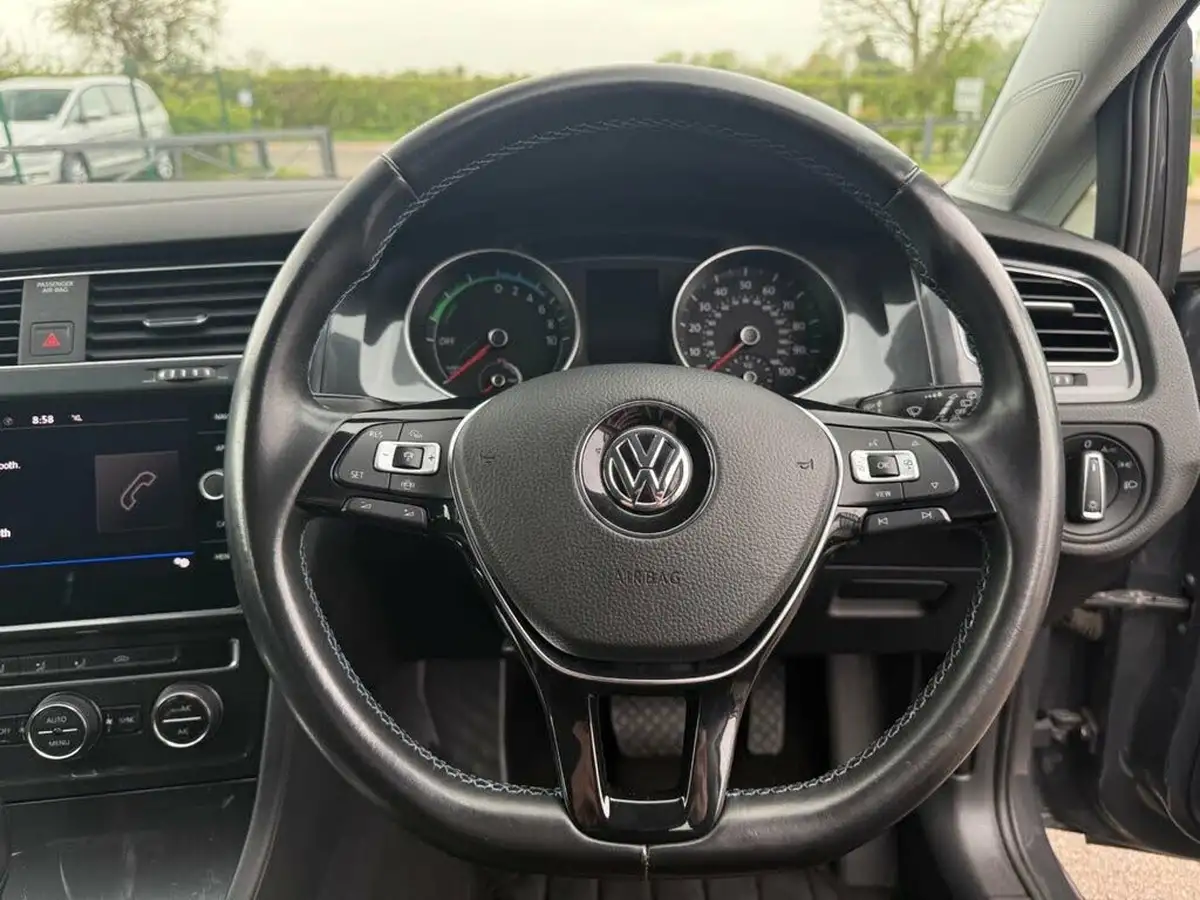 2020-volkswagen-golf-e-e-golf-big-32
