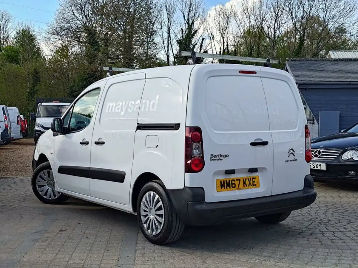 2018-citroen-berlingo-16td-l1625-enterprise-special-edition-panel-big-3