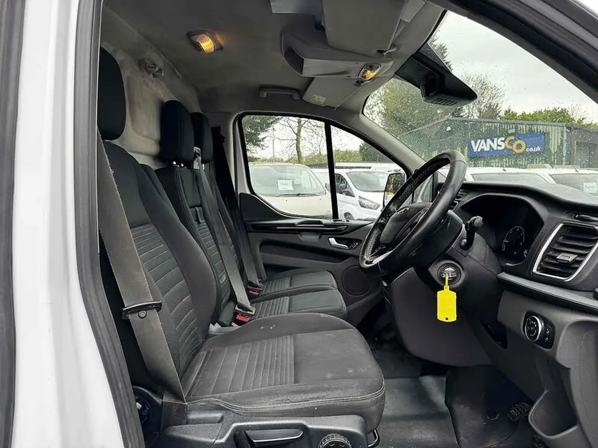 2019-ford-transit-custom-20tdci-280-l1h1-limited-130pseu6dt-big-13
