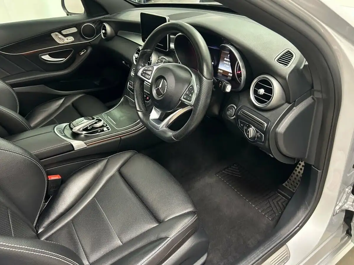 2017-mercedes-benz-c-class-21d-c220d-amg-line-premiumss-estate-5d-9g-tronic-plus-big-32