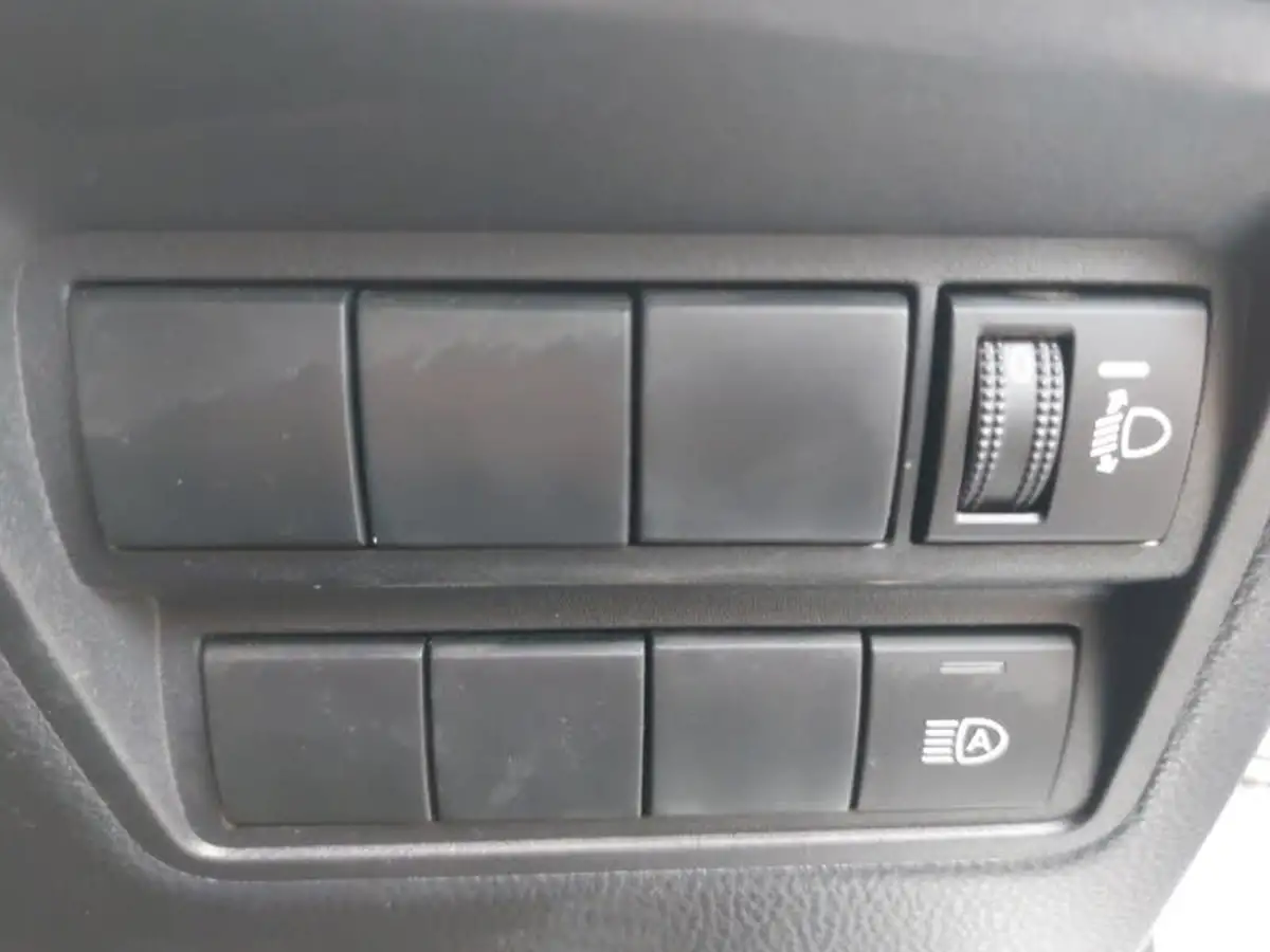 2022-toyota-yaris-cross-15-vvt-i-icon-big-11