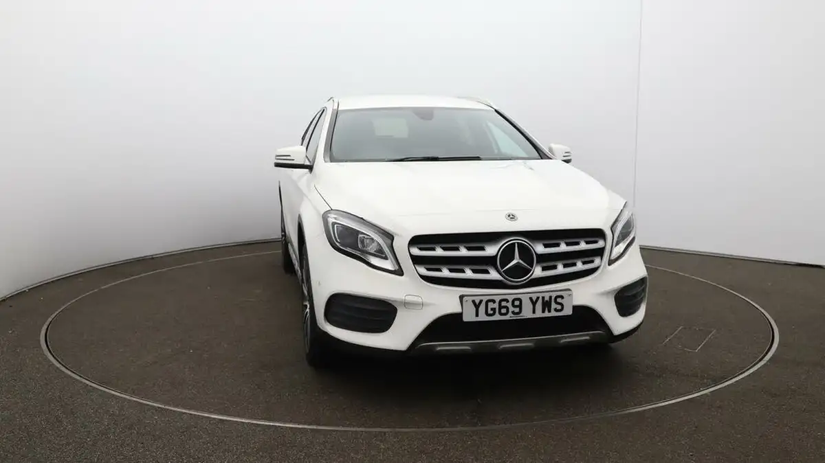 2019-mercedes-benz-gla-class-16-gla-200-amg-line-edition-7g-dct-big-32