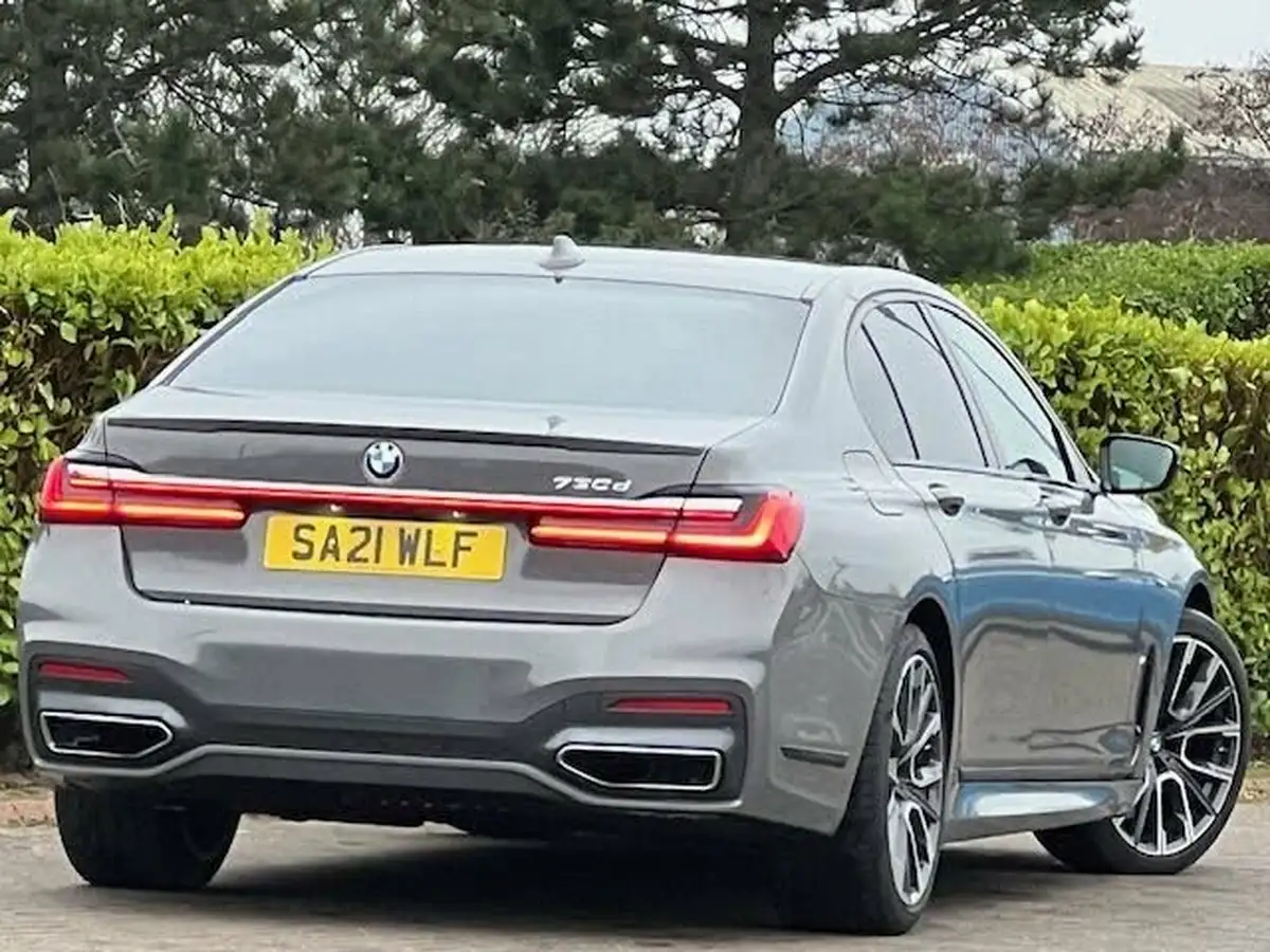 2021-bmw-7-series-30td-730d-m-sport-big-4