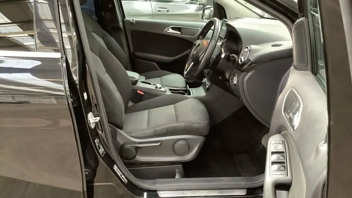 2014-mercedes-benz-b-class-15-cdi-b180-se-15-cdi-109bhp-7g-dct-big-10