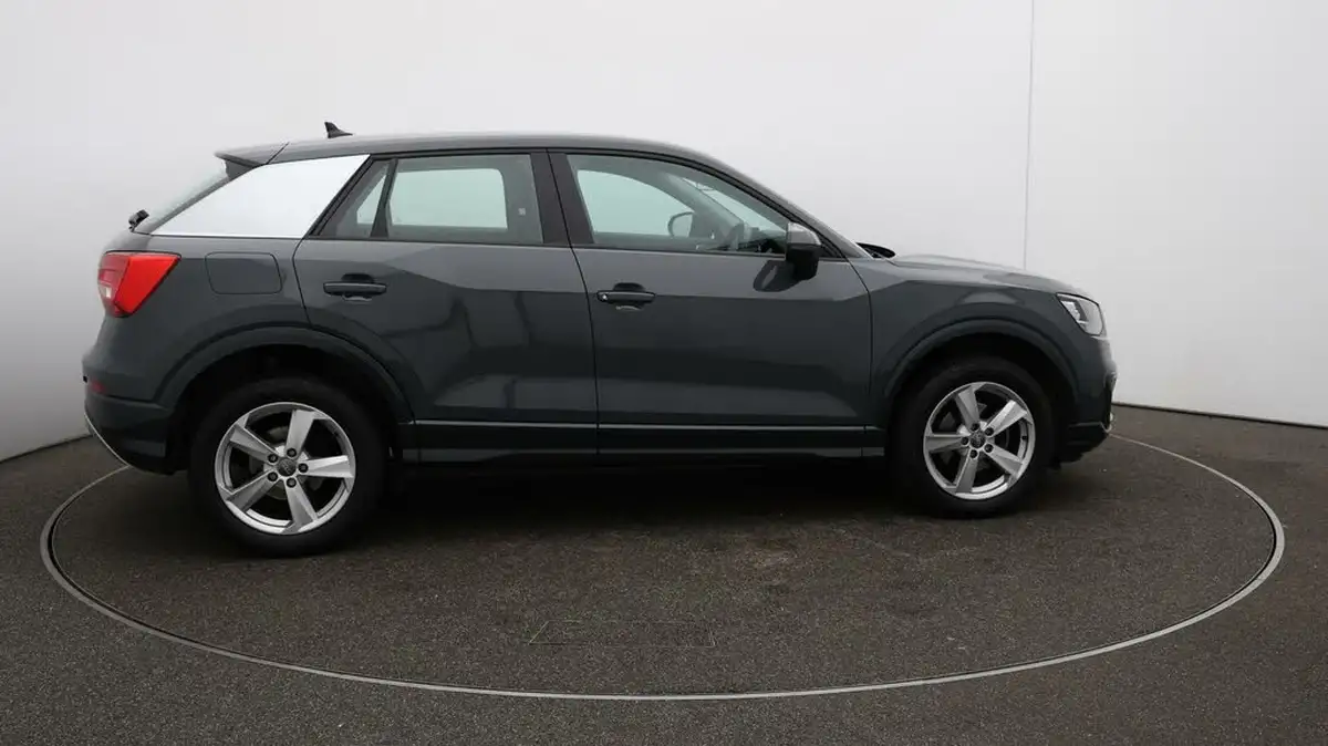 2020-audi-q2-16-30-tdi-sport-big-40