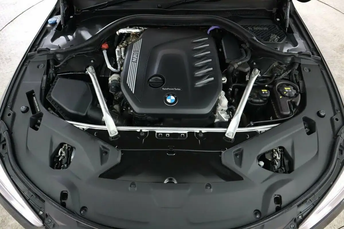 2022-bmw-8-series-30td-840d-xdrive-m-sport-gran-coupe-4d-big-23