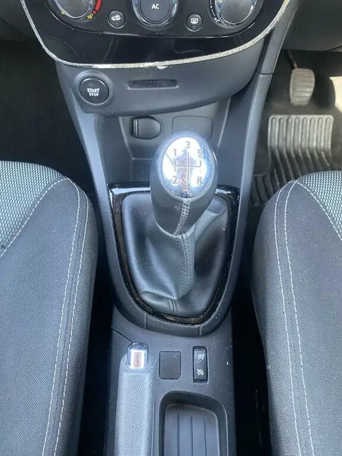 2013-renault-clio-12-dynamique-big-19