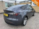 2022-tesla-model-y-e-long-range-small-8
