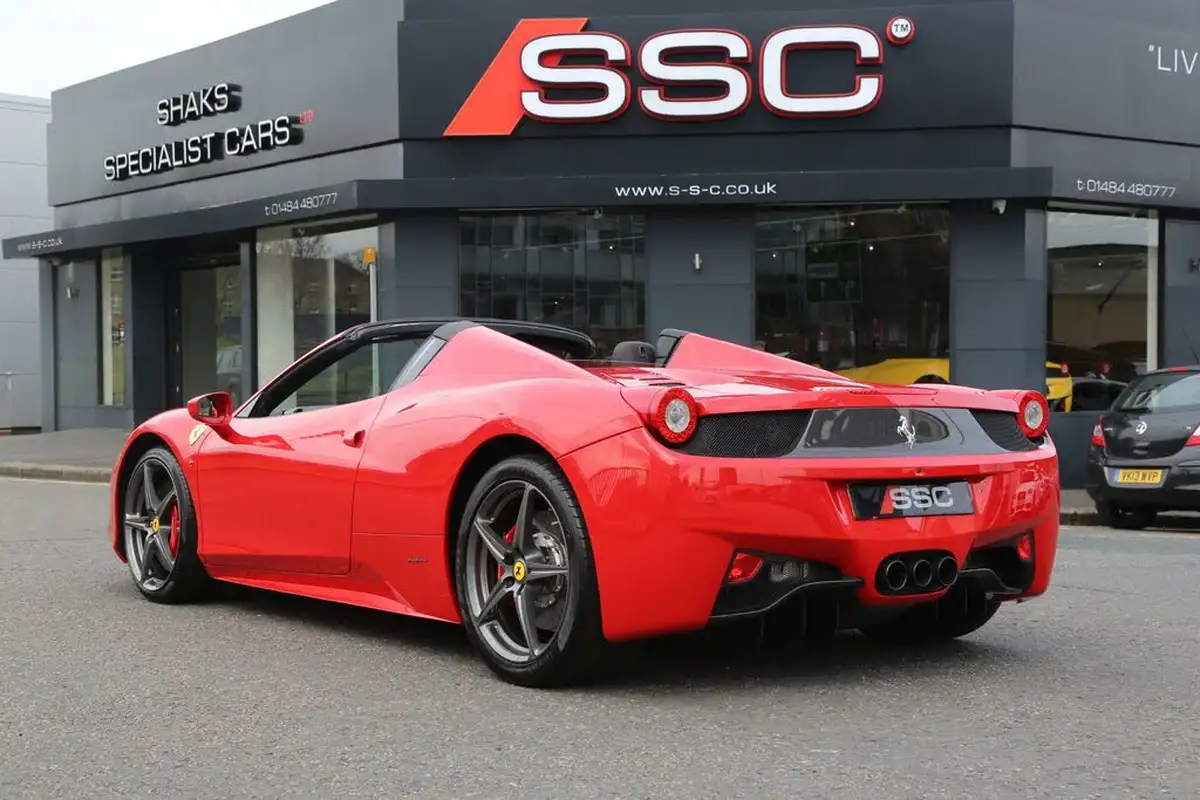 2015-ferrari-458-45-italia-big-1