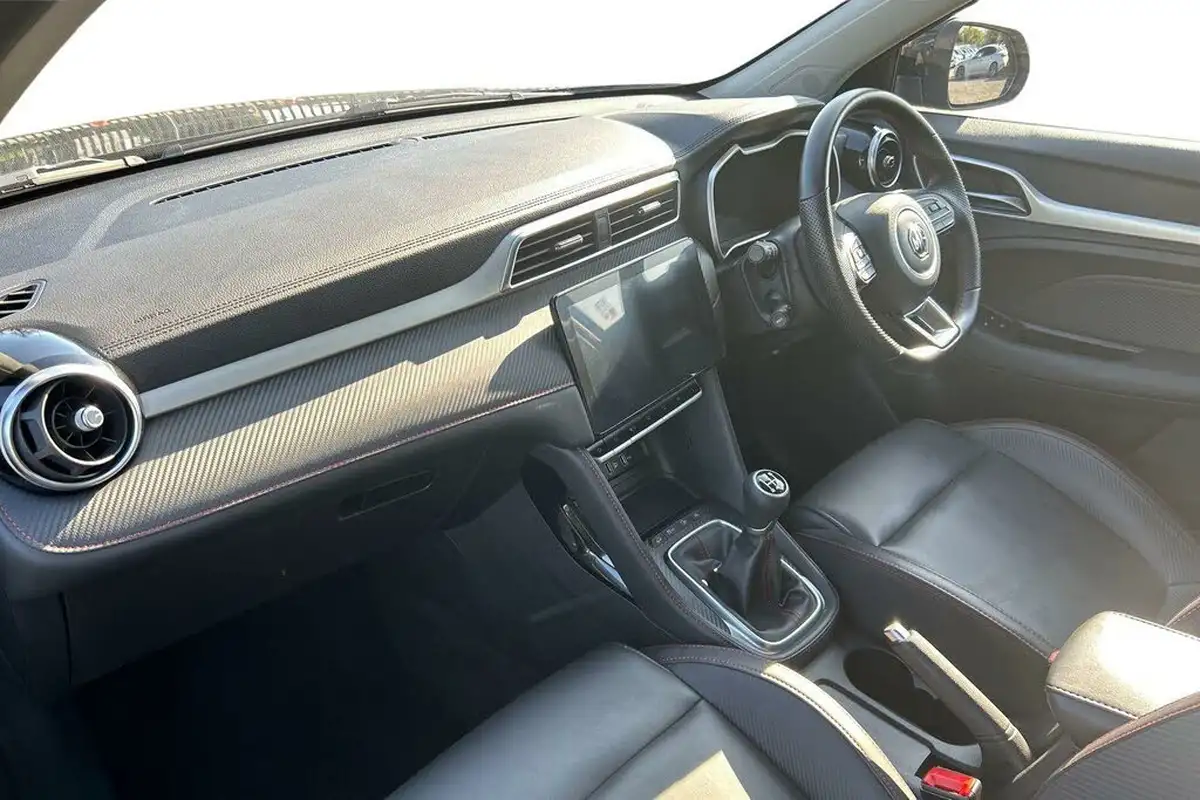 2023-mg-zs-suv-15-vti-tech-exclusive-big-4