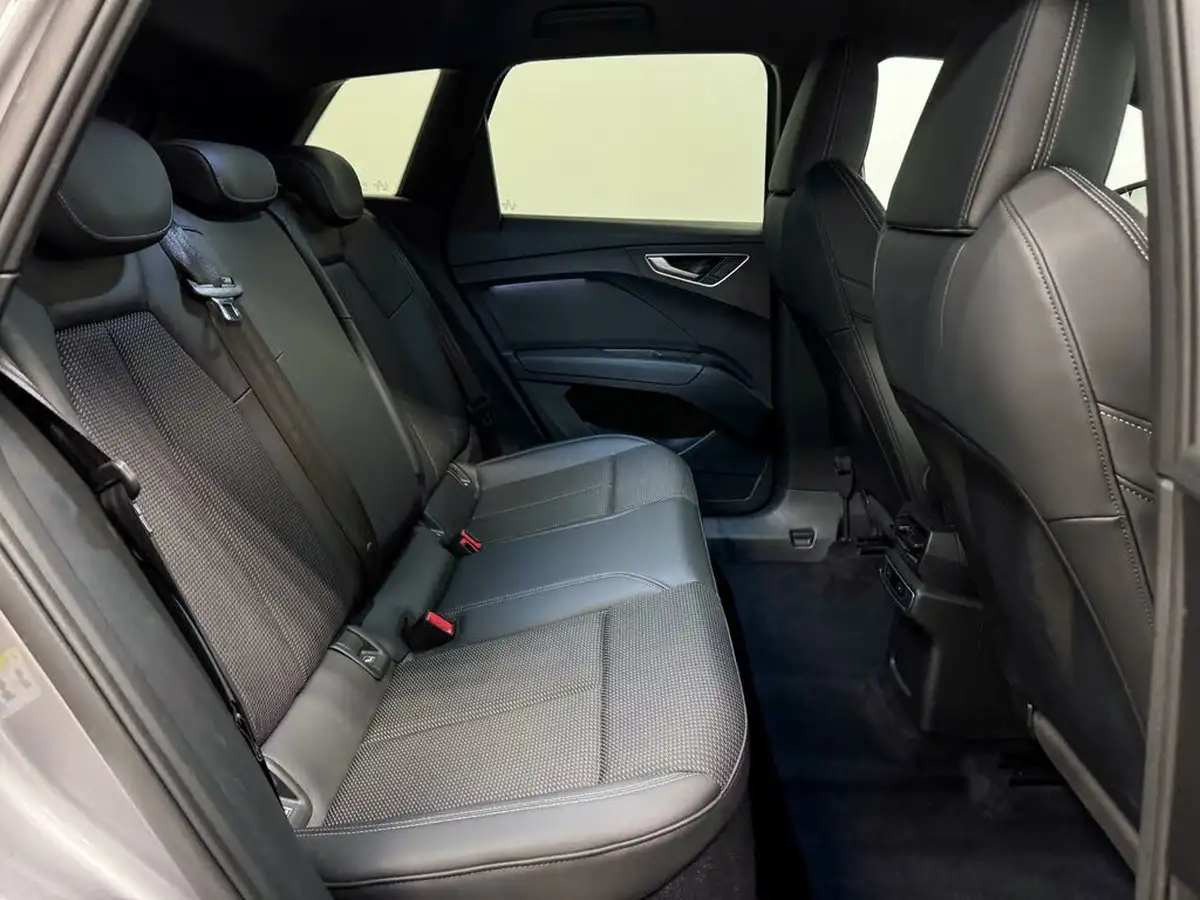 2022-audi-q4-e-tron-40e-s-line-station-wagon-big-33