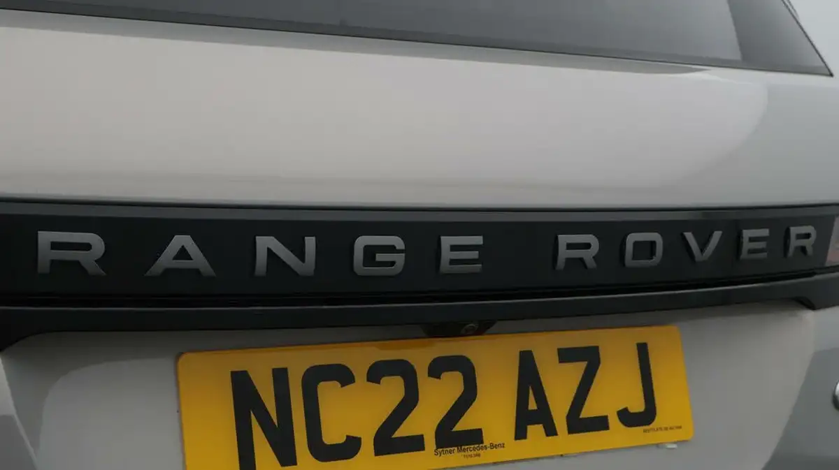 2022-land-rover-range-rover-evoque-20-d200-r-dynamic-se-big-21