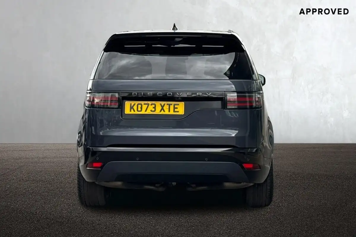 2024-land-rover-discovery-30-d300-dynamic-hse-big-6