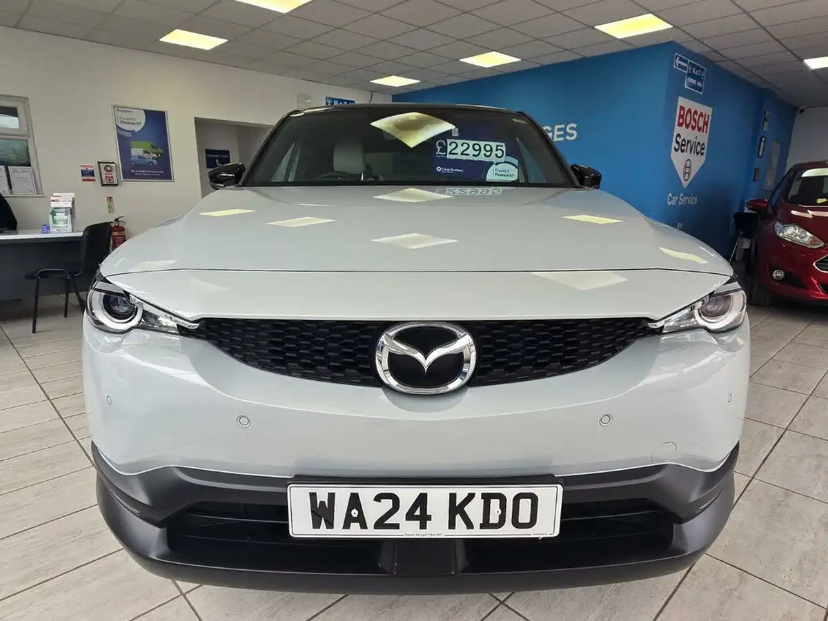 2024-mazda-mx-30-big-1