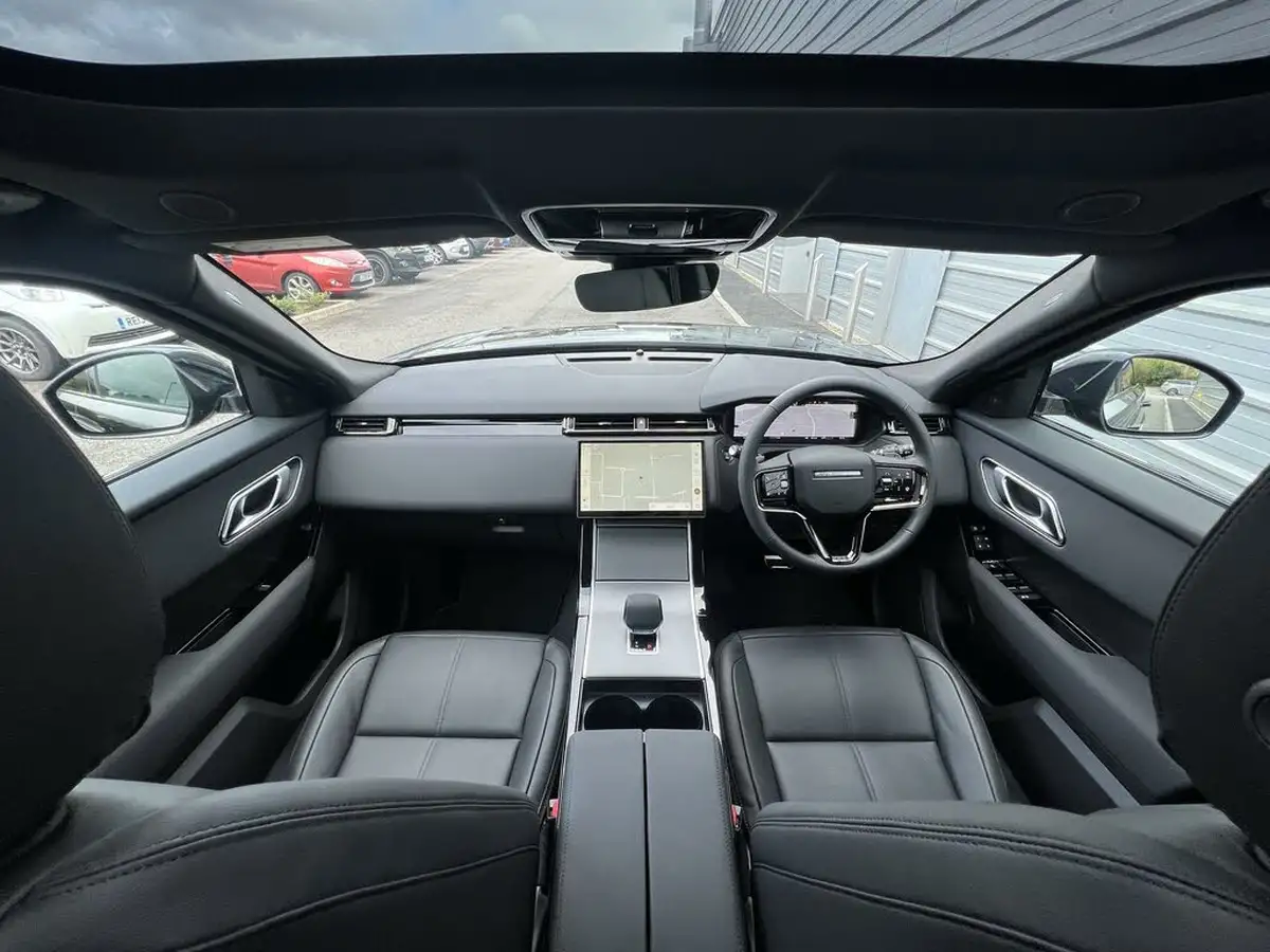 2024-land-rover-range-rover-velar-20-d200-dynamic-se-big-2