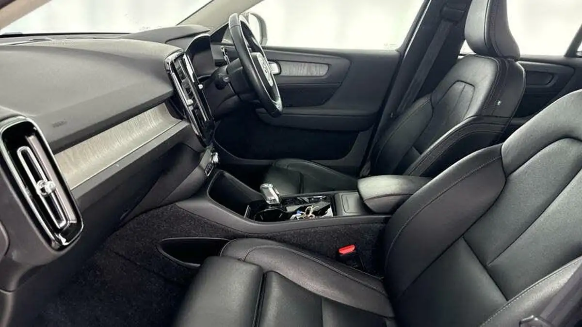 2021-volvo-xc40-20-b4-inscription-pro-194bhp-auto-big-37