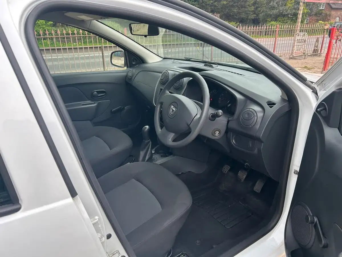 2016-dacia-logan-mcv-12-access-big-13