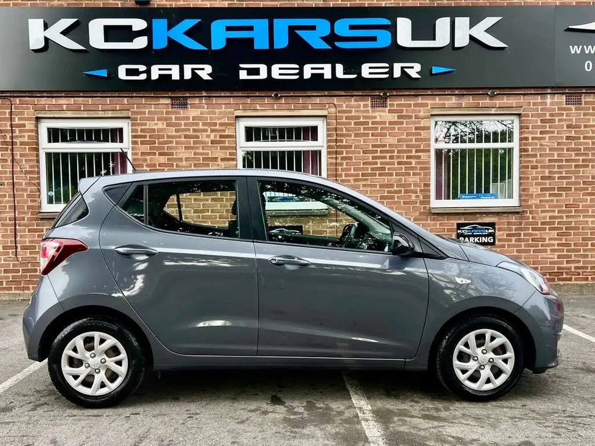 2018-hyundai-i10-10-se-67ps-big-61