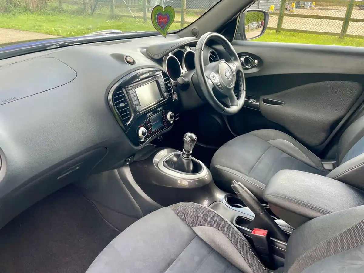 2017-nissan-juke-12-dig-t-n-connecta-ss-big-27
